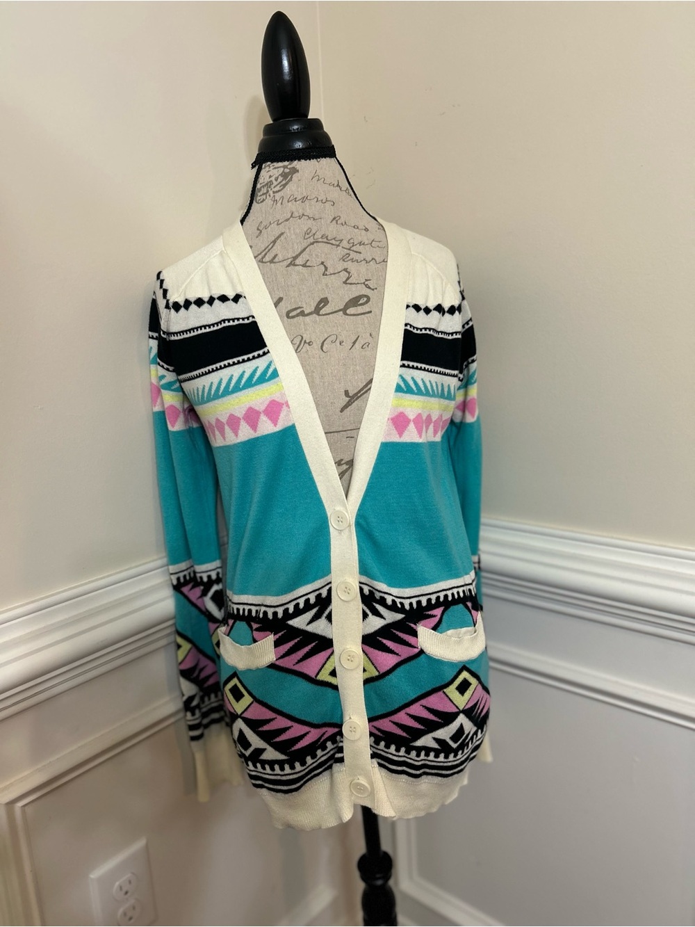 Nollie Teal, Cream & Pink Aztec‎ Open-Front Cardigan